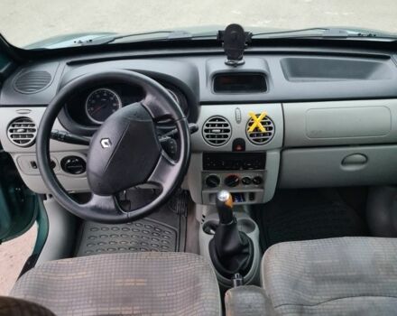 Зелений Рено Кєнгу, об'ємом двигуна 1.5 л та пробігом 251 тис. км за 5200 $, фото 10 на Automoto.ua