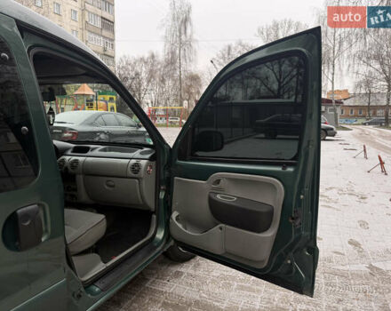 Зелений Рено Кєнгу, об'ємом двигуна 1.6 л та пробігом 240 тис. км за 4500 $, фото 10 на Automoto.ua