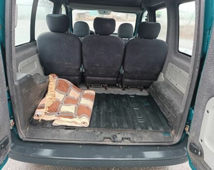 Зелений Рено Кєнгу, об'ємом двигуна 1.5 л та пробігом 250 тис. км за 3850 $, фото 9 на Automoto.ua