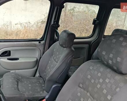 Зелений Рено Кєнгу, об'ємом двигуна 1.4 л та пробігом 412 тис. км за 2450 $, фото 26 на Automoto.ua