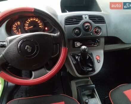 Зеленый Рено Кенгу, объемом двигателя 1.46 л и пробегом 255 тыс. км за 5800 $, фото 13 на Automoto.ua