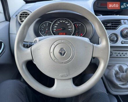 Зеленый Рено Кенгу, объемом двигателя 1.6 л и пробегом 179 тыс. км за 7555 $, фото 46 на Automoto.ua