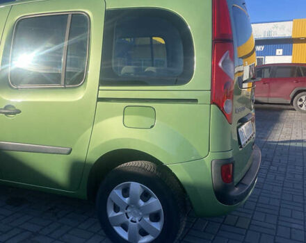 Зеленый Рено Кенгу, объемом двигателя 1.6 л и пробегом 185 тыс. км за 7555 $, фото 7 на Automoto.ua