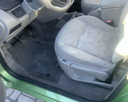 Зеленый Рено Кенгу, объемом двигателя 1.6 л и пробегом 185 тыс. км за 7555 $, фото 13 на Automoto.ua