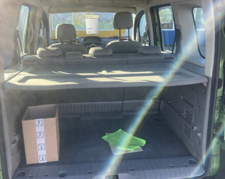 Зеленый Рено Кенгу, объемом двигателя 1.6 л и пробегом 185 тыс. км за 7555 $, фото 9 на Automoto.ua