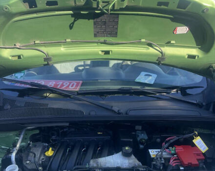 Зеленый Рено Кенгу, объемом двигателя 1.6 л и пробегом 185 тыс. км за 7555 $, фото 18 на Automoto.ua