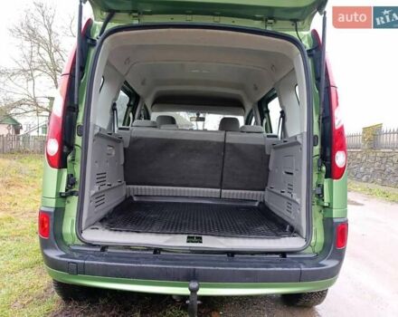 Зелений Рено Кєнгу, об'ємом двигуна 1.6 л та пробігом 223 тис. км за 6999 $, фото 3 на Automoto.ua