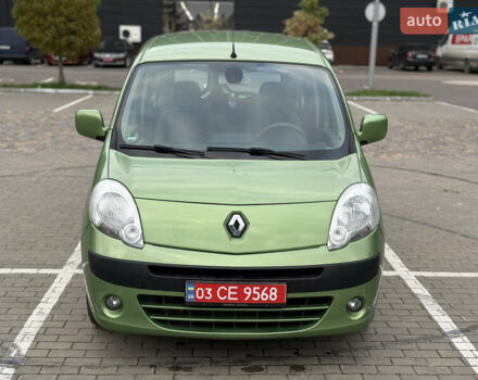 Зеленый Рено Кенгу, объемом двигателя 1.5 л и пробегом 220 тыс. км за 7600 $, фото 3 на Automoto.ua