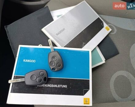 Зелений Рено Кєнгу, об'ємом двигуна 1.6 л та пробігом 223 тис. км за 6999 $, фото 14 на Automoto.ua