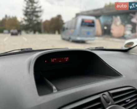Зеленый Рено Кенгу, объемом двигателя 1.5 л и пробегом 220 тыс. км за 7600 $, фото 27 на Automoto.ua