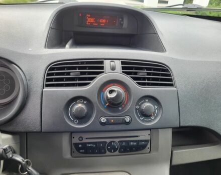 Зеленый Рено Кенгу, объемом двигателя 1.5 л и пробегом 140 тыс. км за 7000 $, фото 15 на Automoto.ua