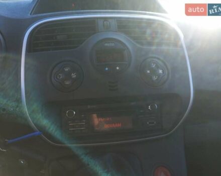 Зелений Рено Кєнгу, об'ємом двигуна 1.5 л та пробігом 235 тис. км за 8999 $, фото 21 на Automoto.ua