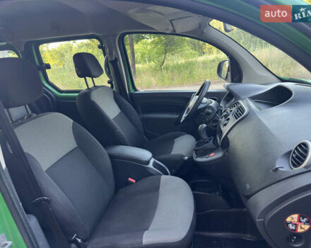 Зеленый Рено Кенгу, объемом двигателя 1.5 л и пробегом 162 тыс. км за 12499 $, фото 11 на Automoto.ua