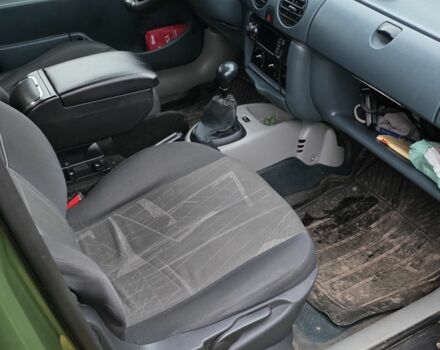 Зеленый Рено Кенгу, объемом двигателя 1.4 л и пробегом 284 тыс. км за 1650 $, фото 5 на Automoto.ua