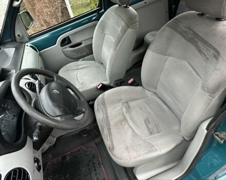 Зеленый Рено Кенгу, объемом двигателя 1.4 л и пробегом 240 тыс. км за 3000 $, фото 9 на Automoto.ua