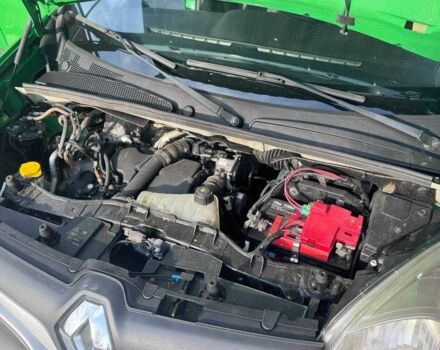 Зеленый Рено Кенгу, объемом двигателя 1.5 л и пробегом 398 тыс. км за 7999 $, фото 12 на Automoto.ua