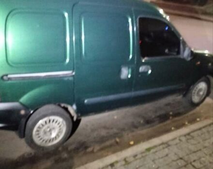 Зеленый Рено Кенгу, объемом двигателя 1.87 л и пробегом 300 тыс. км за 2200 $, фото 1 на Automoto.ua