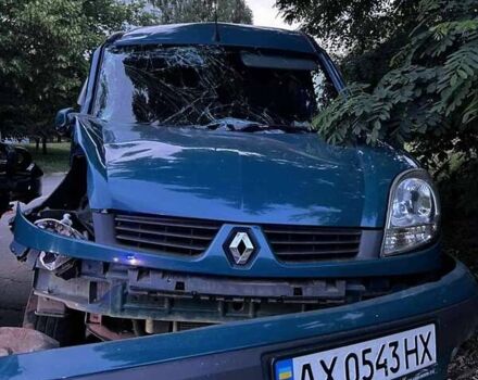 Зеленый Рено Кенгу, объемом двигателя 1.6 л и пробегом 260 тыс. км за 2000 $, фото 1 на Automoto.ua