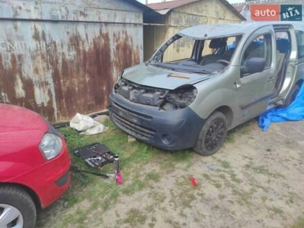 Рено Кенгу 2008 в Луцке на Automoto.ua Зеленый Рено Кенгу, объемом двигателя 1.6 л и пробегом 222 тыс. км за 2999 $, фото 1 на Automoto.ua