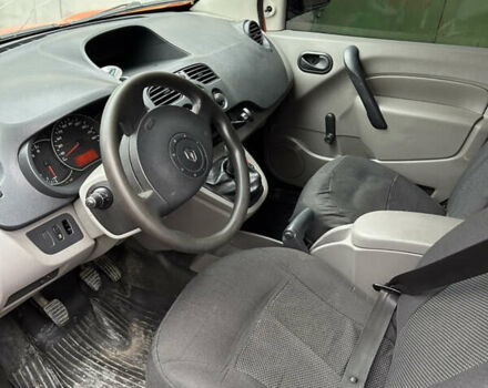 Оранжевый Рено Кенгу, объемом двигателя 1.46 л и пробегом 184 тыс. км за 4650 $, фото 9 на Automoto.ua