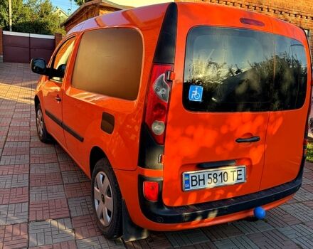 Оранжевый Рено Кенгу, объемом двигателя 1.5 л и пробегом 271 тыс. км за 5500 $, фото 2 на Automoto.ua