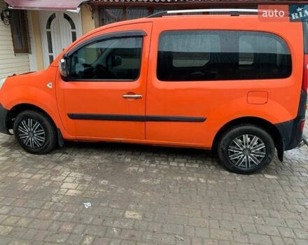 Оранжевый Рено Кенгу, объемом двигателя 1.46 л и пробегом 210 тыс. км за 5200 $, фото 1 на Automoto.ua