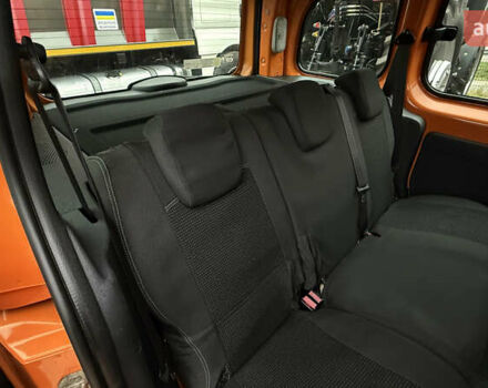 Помаранчевий Рено Кєнгу, об'ємом двигуна 1.46 л та пробігом 296 тис. км за 6999 $, фото 21 на Automoto.ua