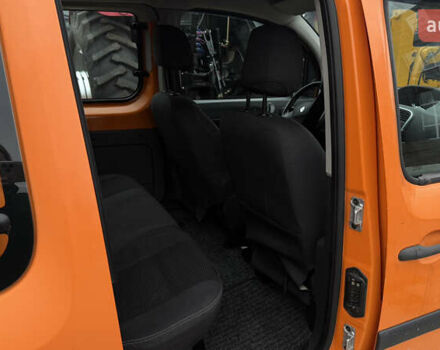 Помаранчевий Рено Кєнгу, об'ємом двигуна 1.46 л та пробігом 296 тис. км за 6999 $, фото 24 на Automoto.ua