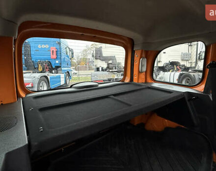 Помаранчевий Рено Кєнгу, об'ємом двигуна 1.46 л та пробігом 296 тис. км за 6999 $, фото 8 на Automoto.ua