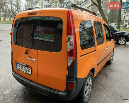 Оранжевый Рено Кенгу, объемом двигателя 1.5 л и пробегом 230 тыс. км за 11000 $, фото 4 на Automoto.ua