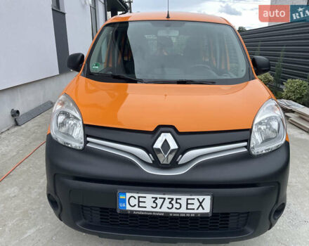 Рено Кенгу 2017 в Киеве на Automoto.ua Оранжевый Рено Кенгу, объемом двигателя 1.5 л и пробегом 300 тыс. км за 11500 $, фото 4 на Automoto.ua
