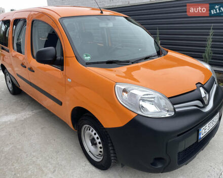Рено Кенгу 2017 в Киеве на Automoto.ua Оранжевый Рено Кенгу, объемом двигателя 1.5 л и пробегом 300 тыс. км за 11500 $, фото 6 на Automoto.ua