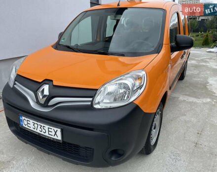 Рено Кенгу 2017 в Киеве на Automoto.ua Оранжевый Рено Кенгу, объемом двигателя 1.5 л и пробегом 300 тыс. км за 11500 $, фото 3 на Automoto.ua