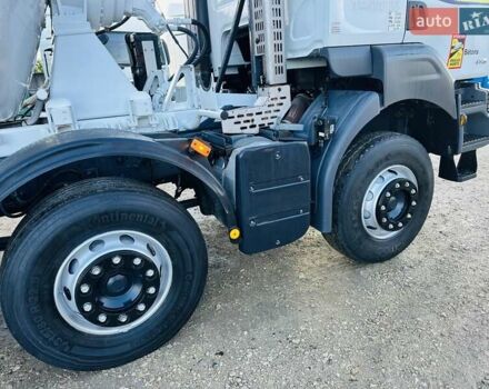 Белый Рено Керакс, объемом двигателя 0 л и пробегом 291 тыс. км за 58900 $, фото 23 на Automoto.ua