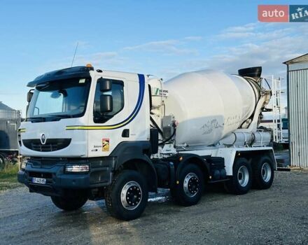 Белый Рено Керакс, объемом двигателя 0 л и пробегом 291 тыс. км за 58900 $, фото 1 на Automoto.ua