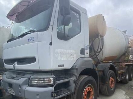 Рено Керакс 2003 у Києві на Automoto.ua Білий Рено Керакс, об'ємом двигуна 11.12 л та пробігом 1 тис. км за 35000 $, фото 1 на Automoto.ua