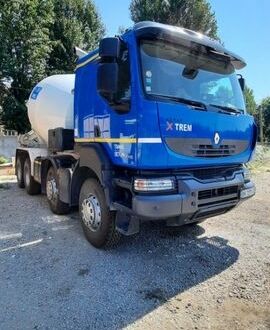 Синій Рено Керакс, об'ємом двигуна 10.85 л та пробігом 390 тис. км за 55000 $, фото 1 на Automoto.ua