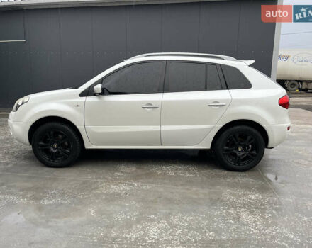 Білий Рено Колеос, об'ємом двигуна 2 л та пробігом 253 тис. км за 8700 $, фото 1 на Automoto.ua