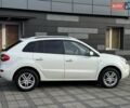 Белый Рено Колеос, объемом двигателя 2 л и пробегом 225 тыс. км за 9800 $, фото 3 на Automoto.ua