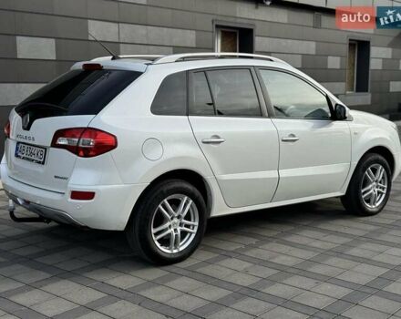 Белый Рено Колеос, объемом двигателя 2 л и пробегом 225 тыс. км за 9800 $, фото 4 на Automoto.ua