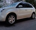 Белый Рено Колеос, объемом двигателя 2 л и пробегом 150 тыс. км за 10900 $, фото 8 на Automoto.ua