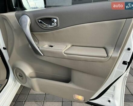 Белый Рено Колеос, объемом двигателя 2 л и пробегом 225 тыс. км за 9800 $, фото 25 на Automoto.ua