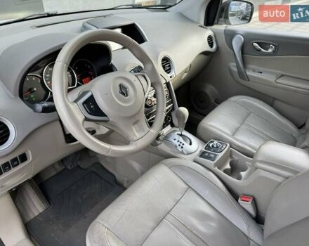 Белый Рено Колеос, объемом двигателя 2 л и пробегом 225 тыс. км за 9800 $, фото 26 на Automoto.ua