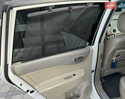 Белый Рено Колеос, объемом двигателя 2 л и пробегом 225 тыс. км за 9800 $, фото 30 на Automoto.ua