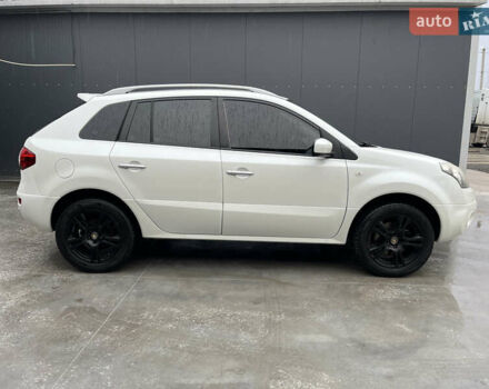 Білий Рено Колеос, об'ємом двигуна 2 л та пробігом 253 тис. км за 8700 $, фото 4 на Automoto.ua