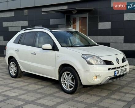 Белый Рено Колеос, объемом двигателя 2 л и пробегом 225 тыс. км за 9800 $, фото 2 на Automoto.ua