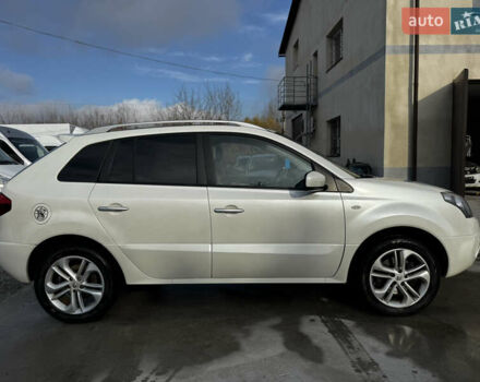 Белый Рено Колеос, объемом двигателя 2 л и пробегом 290 тыс. км за 9450 $, фото 11 на Automoto.ua