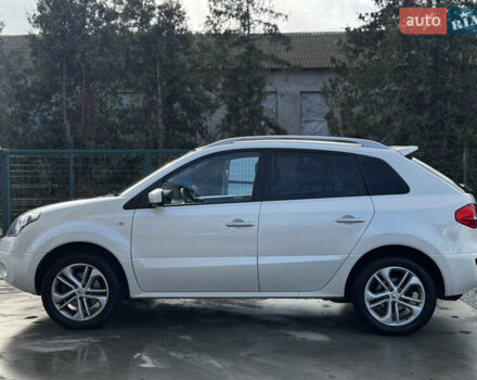 Белый Рено Колеос, объемом двигателя 2 л и пробегом 290 тыс. км за 9450 $, фото 4 на Automoto.ua