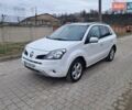 Белый Рено Колеос, объемом двигателя 2 л и пробегом 231 тыс. км за 9700 $, фото 1 на Automoto.ua
