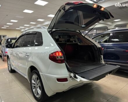 Белый Рено Колеос, объемом двигателя 0 л и пробегом 242 тыс. км за 8700 $, фото 3 на Automoto.ua